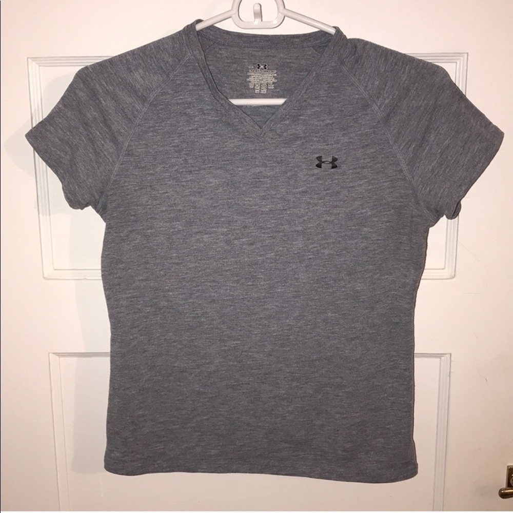 Under Armour TShirt. Small, gray